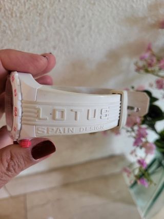 Reloj Lotus champions Blanco y Rosa