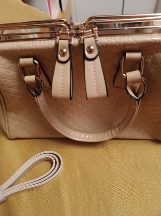 Bellissima borsa donna beige e oro
