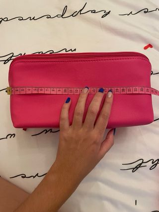 Neceser Carolina Herrera Rosa