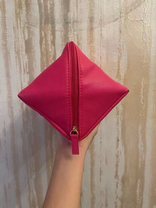 Neceser Carolina Herrera Rosa