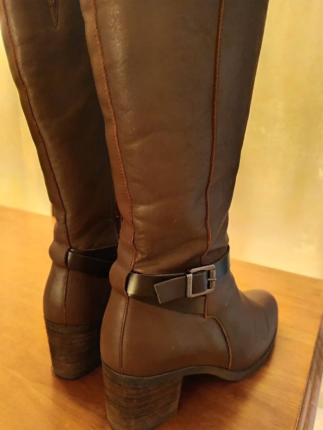 Botas de piel marrones