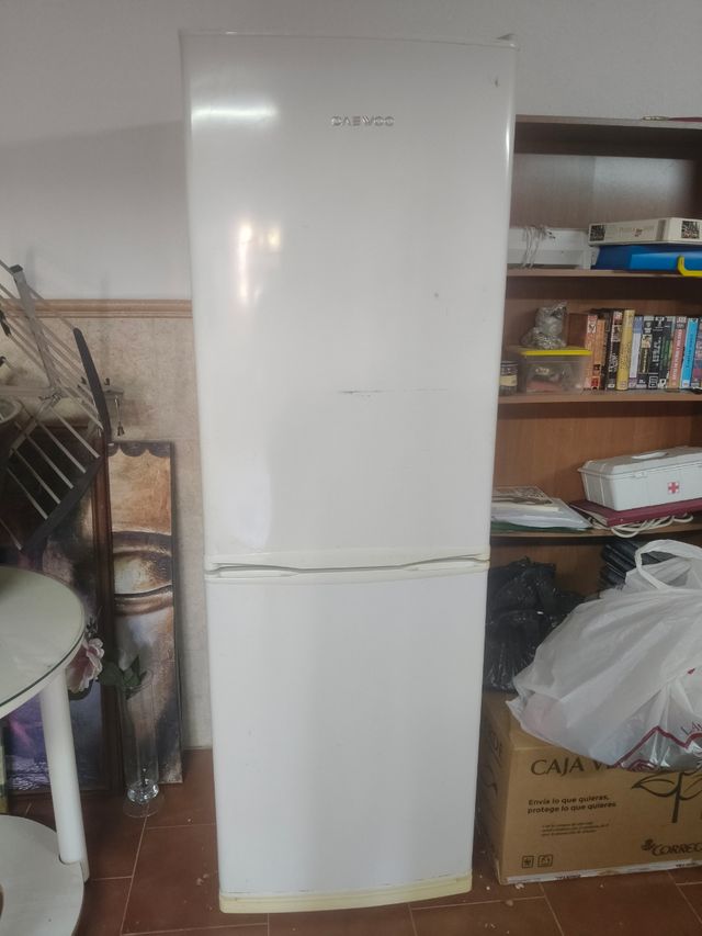Frigorífico Daewoo blanco