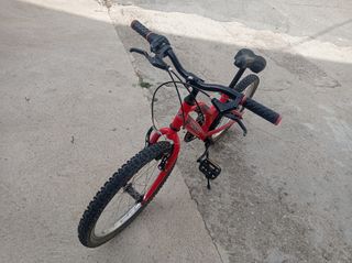 Bicicleta Monty 22 Roja