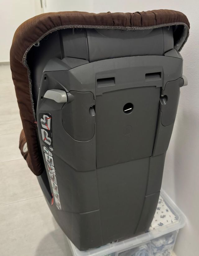 Silla de coche RÖMER marrón