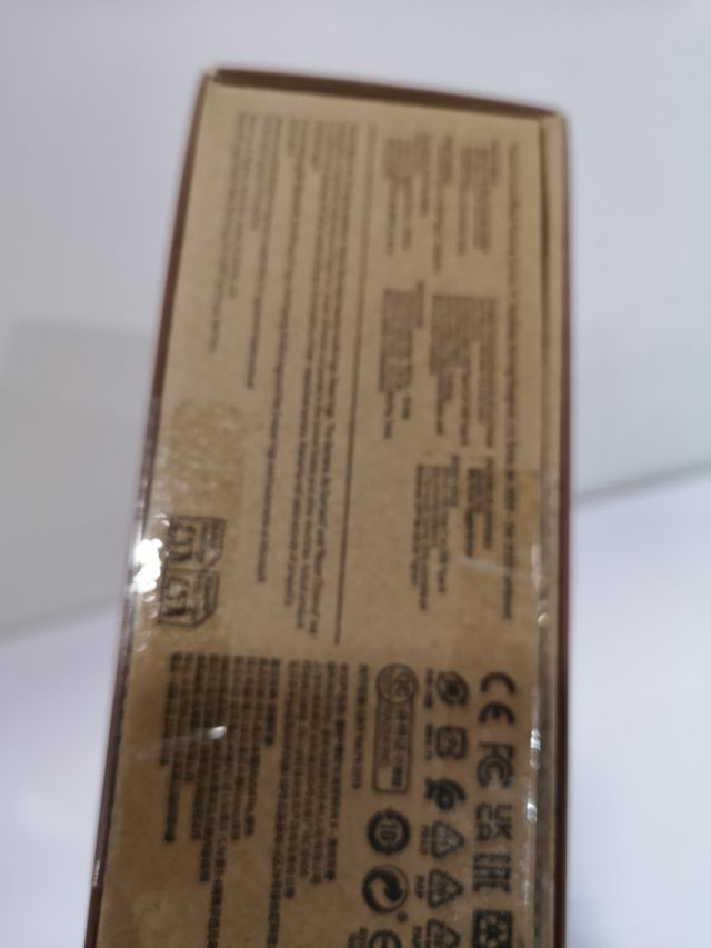 Cuffie sigillate Razer Kraken V4 X Minecraft