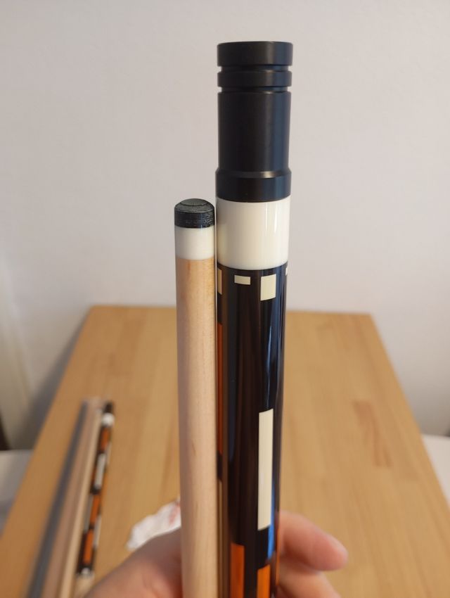 Taco de billar tres bandas