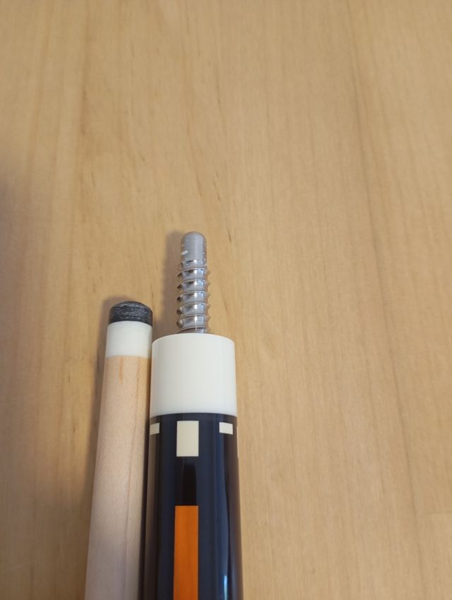 Taco de billar tres bandas