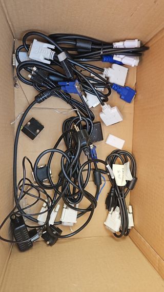 Cables VGA y adaptadores