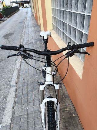 Bicicleta de Montaña Lapierre Blanca
