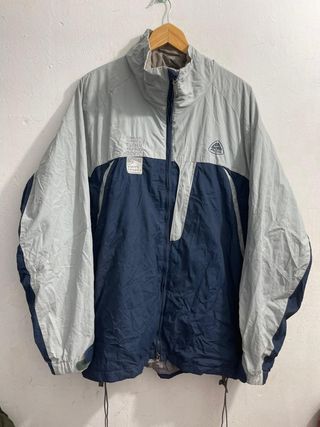 ¡¡OFERTA!! Talla XL Chubasquero Nike ACG Vintage