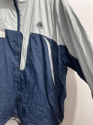 ¡¡OFERTA!! Talla XL Chubasquero Nike ACG Vintage