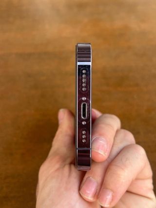 iPhone 14 Pro Morado