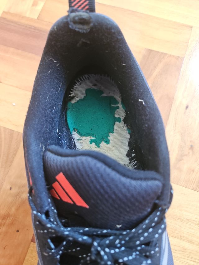 Adidas Cloufoam Repelente al Agua