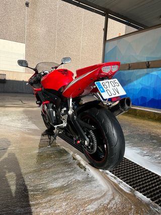 Yamaha YZF R6 Roja