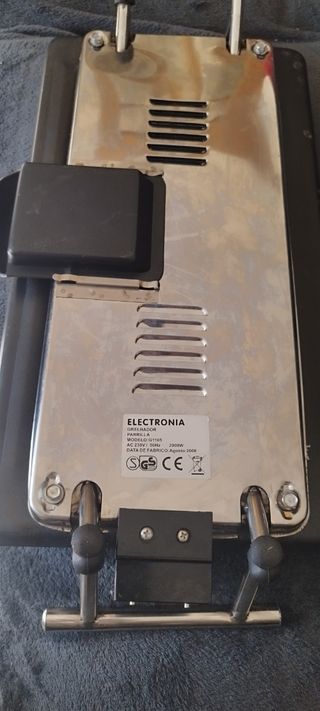Plancha grill Electrolux con termostato