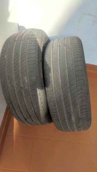 2 Neumáticos en venta