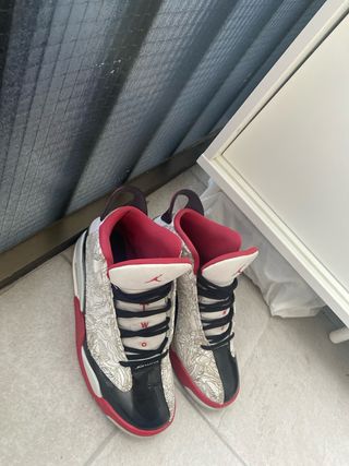 Air Jordan 2 Roja y Blanca