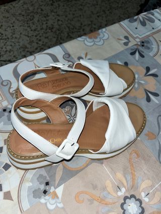 Sandalias blancas mujer