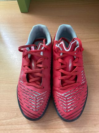 Zapatillas de fútbol sala rojas
