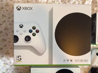 Xbox Series S 512GB + 2 Controller Originali 