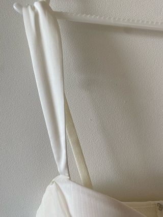 Vestido Oh Polly marfil drapeado ajustado