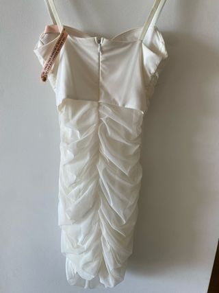 Vestido Oh Polly marfil drapeado ajustado