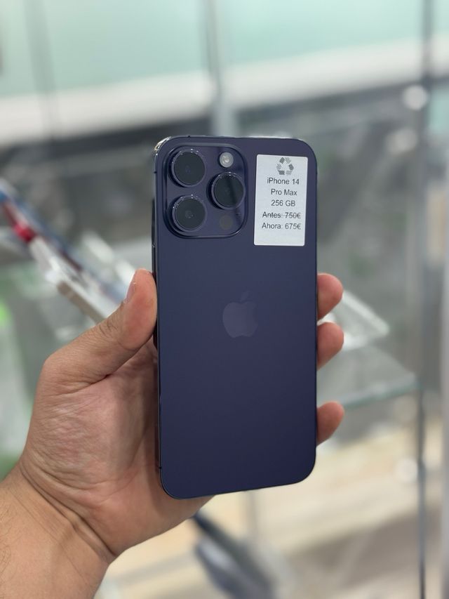 iPhone 14 Pro Max 256 GB (batteria al 100%)