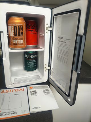 Nevera portátil AstroAI 6L. Enfría y calienta.