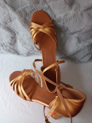 Zapatos de baile latino talla 40 dorados