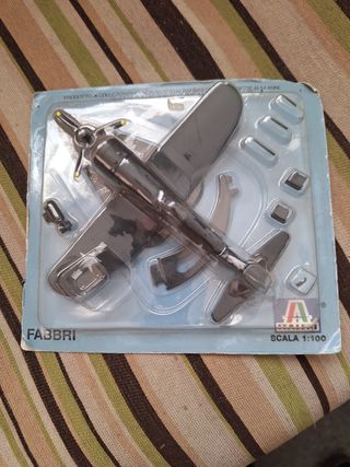 Maqueta Avión Militar Italeri Escala 1:100