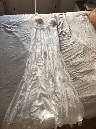 Vestido de Novia Blanco de satén y encaje. Nuevo