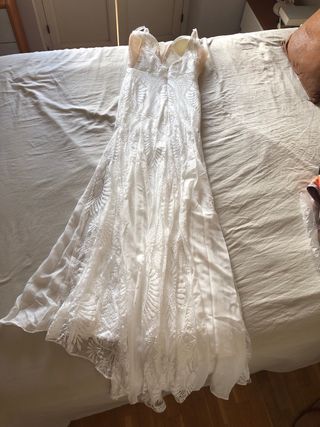 Vestido de Novia Blanco de satén y encaje. Nuevo