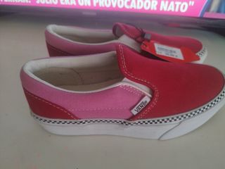 Nuevo.Zapatillas originales Vans Unisex Talla 34