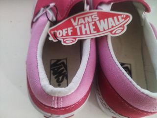 Nuevo.Zapatillas originales Vans Unisex Talla 34