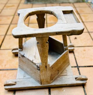 Taca-taca antica in legno