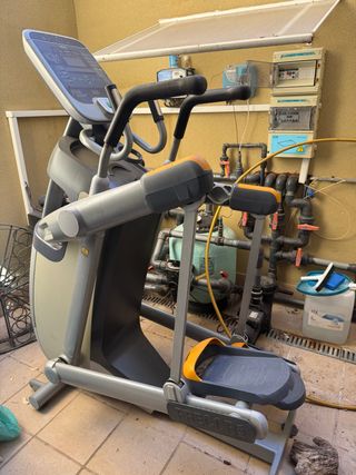 Elíptica Precor AMT 100i