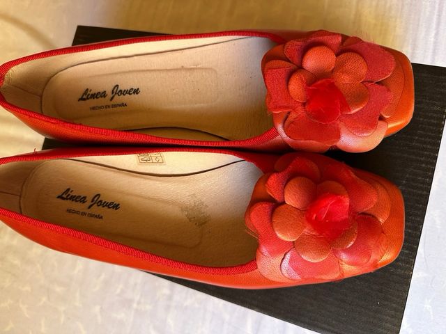 Bailarinas rojas Línea Joven talla 38 con flor