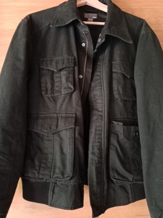 Chaqueta H&M Negra con Bolsillos