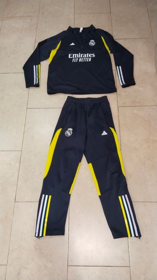 Chándal Real Madrid,con logo bordado Talla 140cm