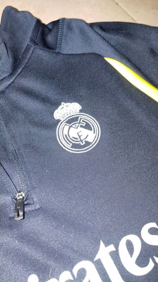 Chándal Real Madrid,con logo bordado Talla 140cm
