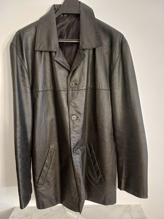 Chaqueta de cuero negra
