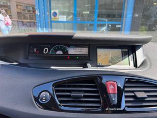 Renault Grand Scenic 2012