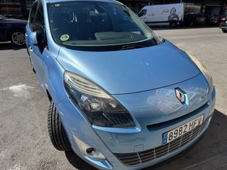 Renault Grand Scenic 2012