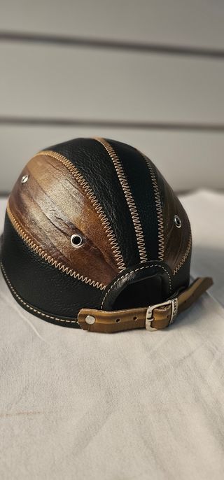 Gorra de cuero
