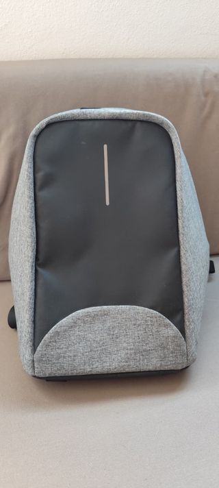 Mochila Antirrobo Negra y Gris