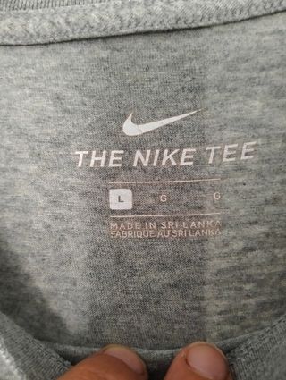 Camiseta Nike Gris Talla L