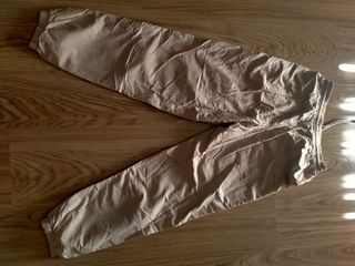 Pantalón chándal Adidas beige