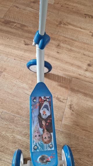 Patinete infantil Frozen