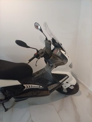 Moto GILERA NEXUS 125