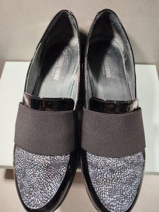 Zapatos de piel negros